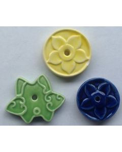 røgelsesholdere i glade farver